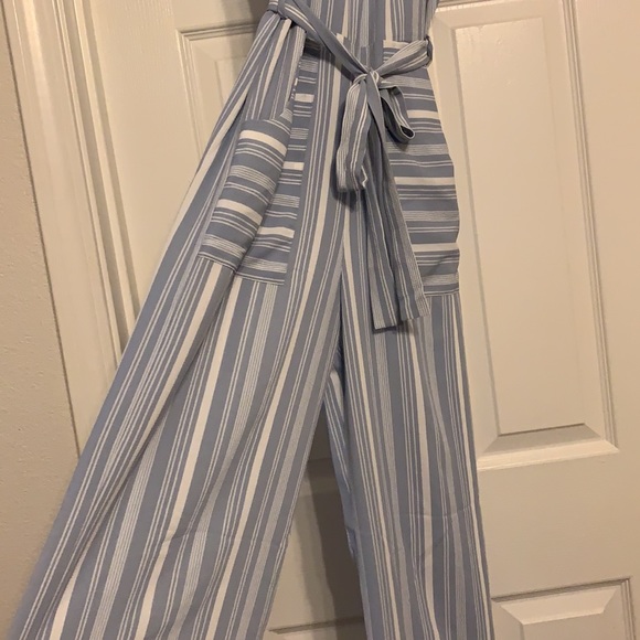 Monteau Small full length jumpsuit - Picture 2 of 2